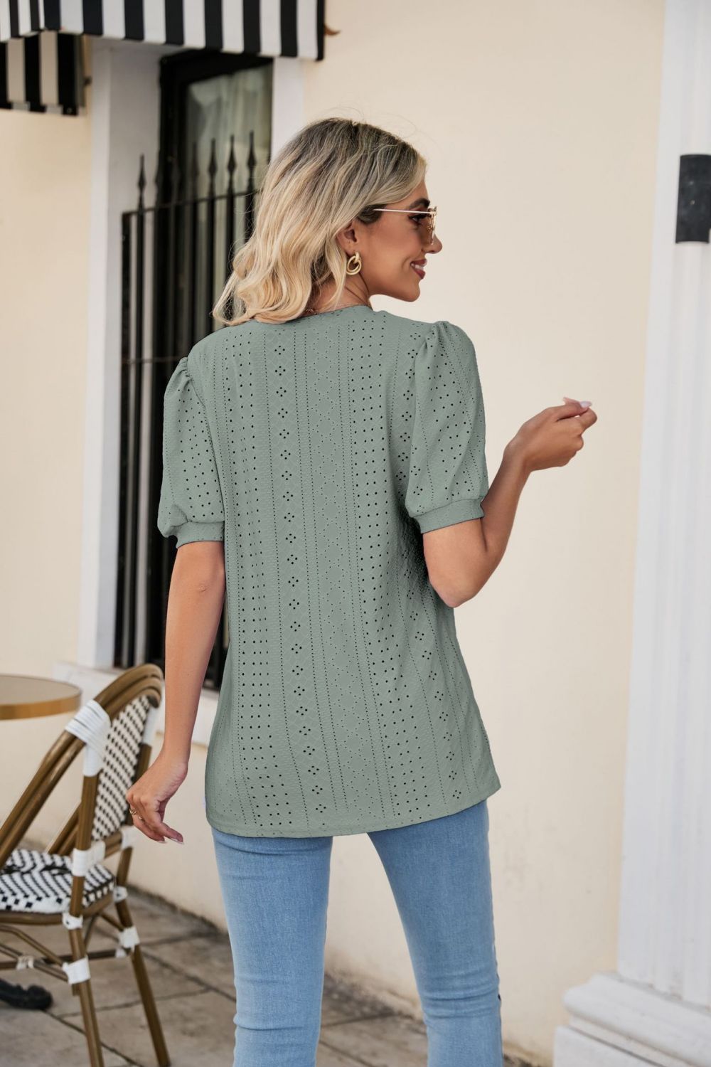 Eyelet Puff Sleeve V-Neck Top - p9nstyle